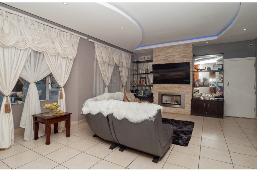 4 Bedroom Property for Sale in Soneike Western Cape